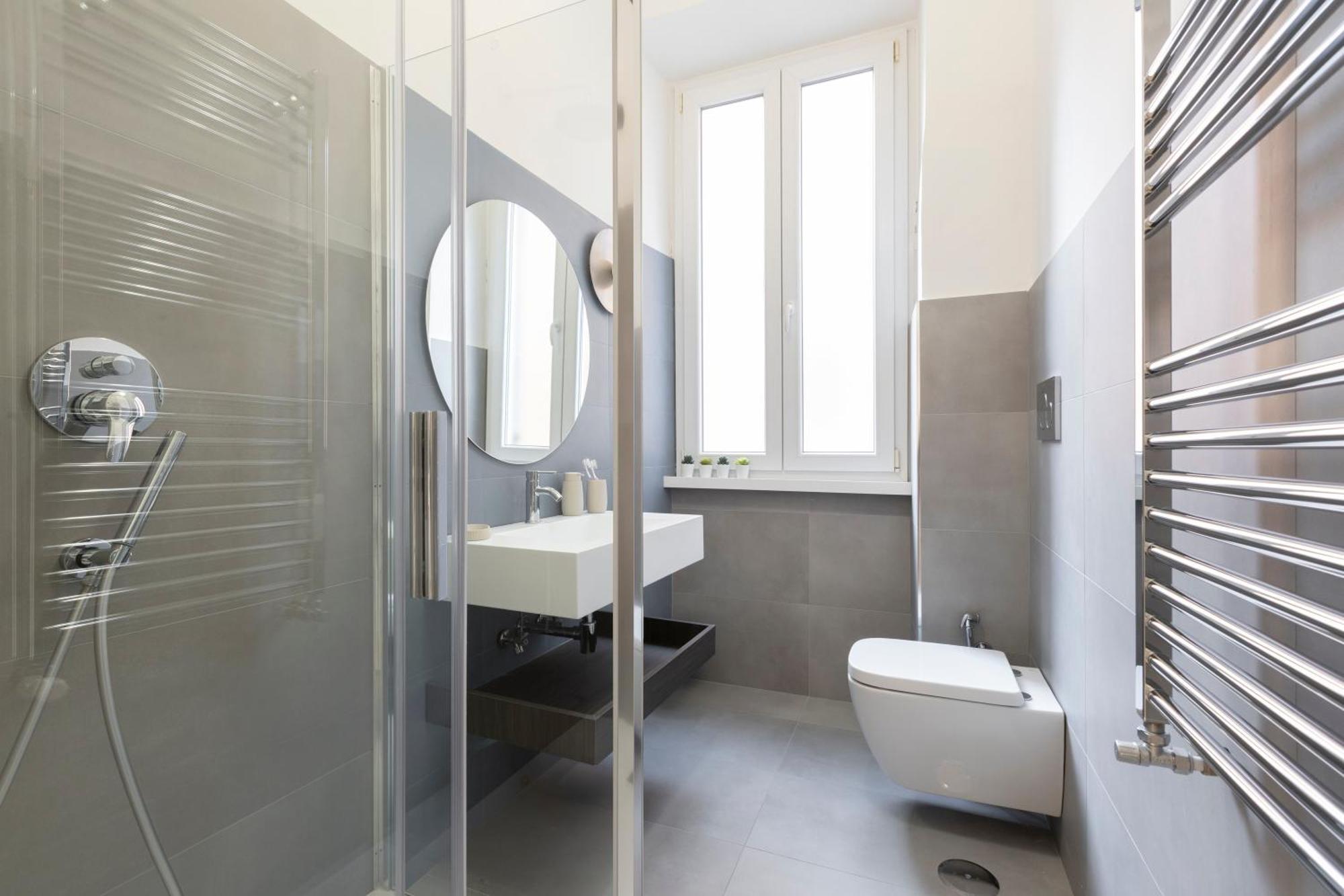 Lejlighed The Rent - Sunny Three-bedroom Near Ottaviano Metro Stop Rom